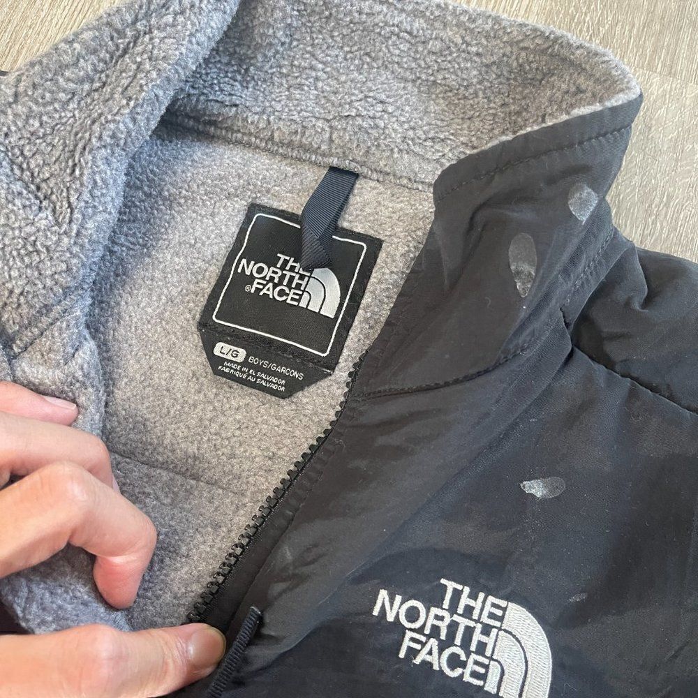 The NORTH FACE Gray Denali Polartec Fleece Jacket Youth/Junior L Black Grey - Picture 2 of 2